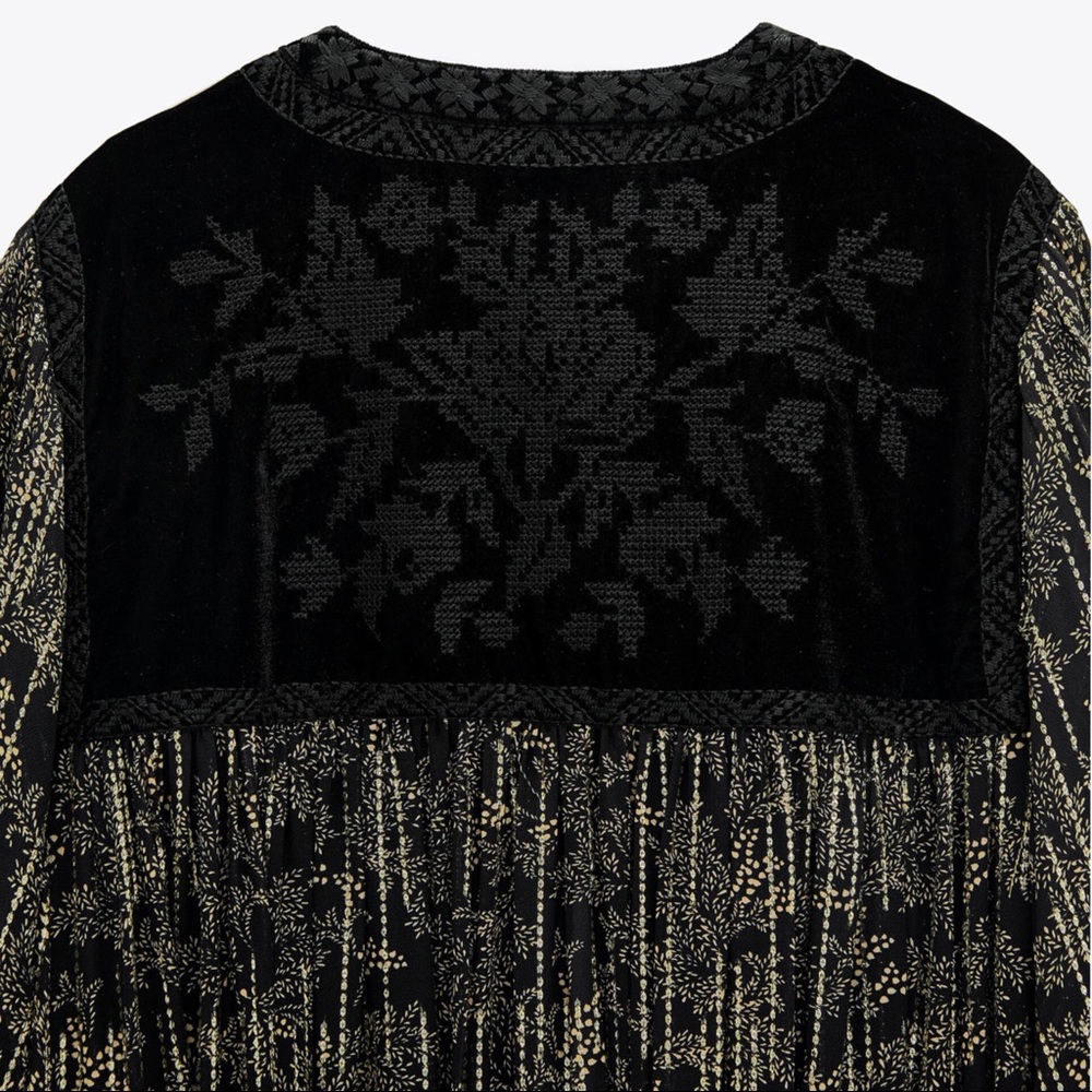 Embroidered Printed Kimono - Picture 9 of 12